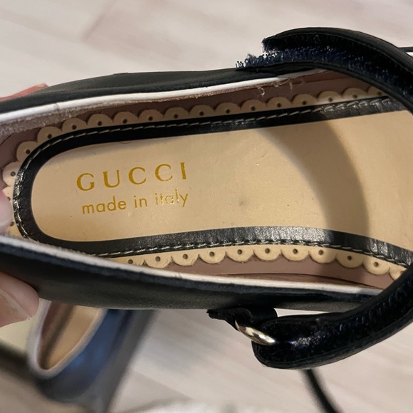 Authentic Gucci Kids Bow Flats - Picture 5 of 8